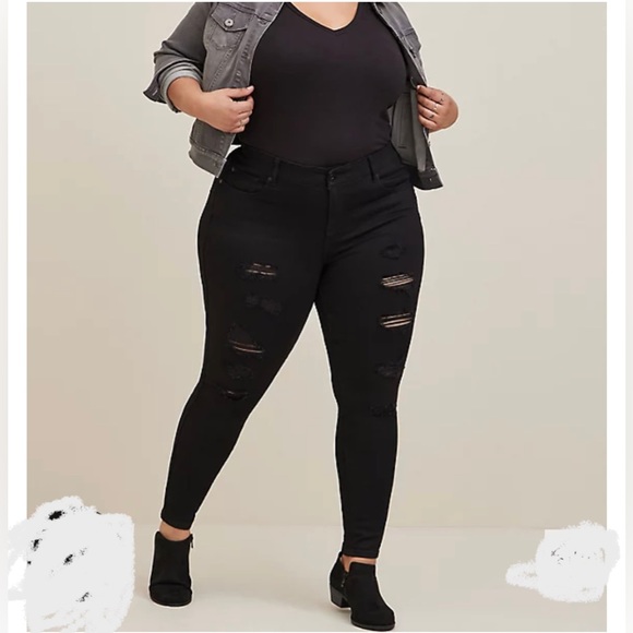 torrid Denim - TORRID BOMBSHELL SKINNY PREMIUM STRETCH HIGH-RISE DESTRUCTED JEAN. Size 24R